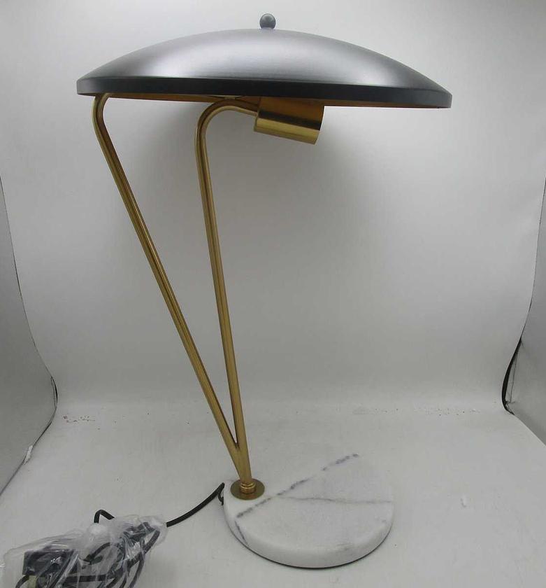 Table lamp iron +----- ma image