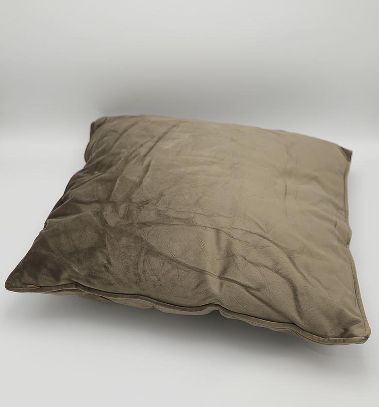 CUSHION WITH PIPING
FILLI image