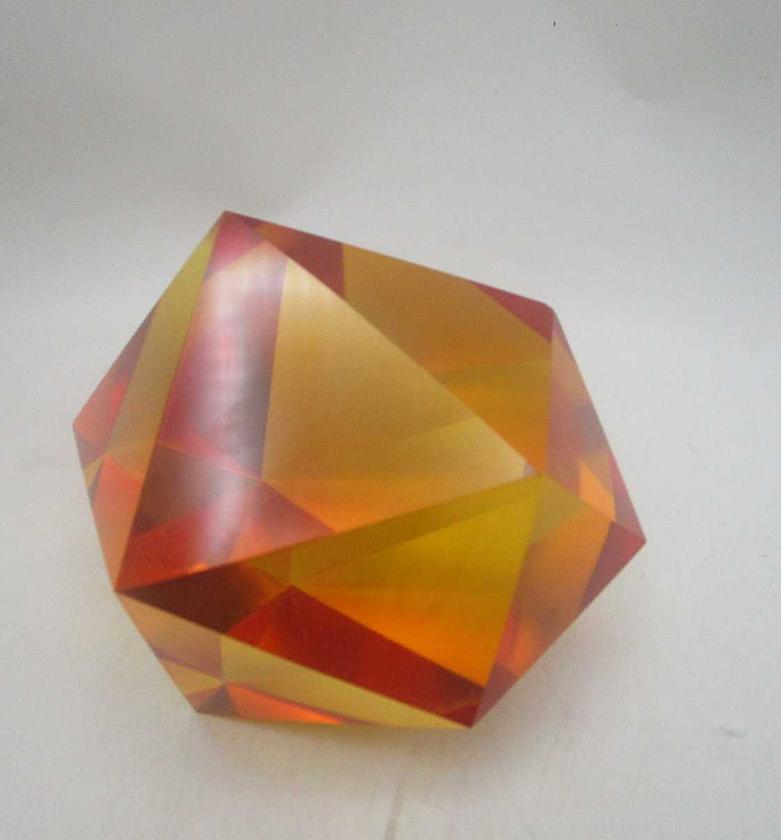 Crystal prisma solid colour image