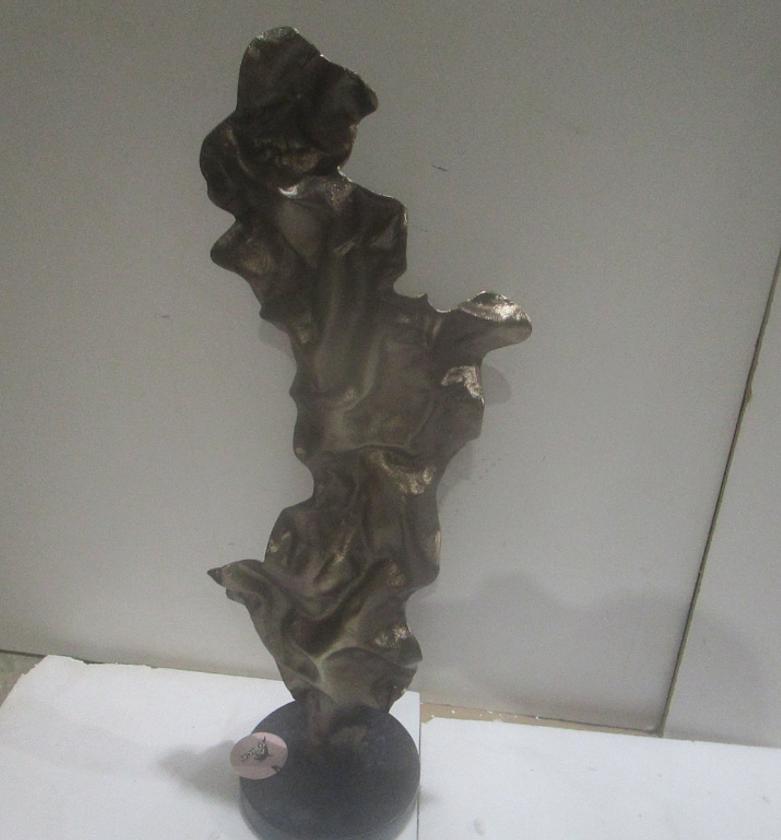 Sculpture large ombre deep image