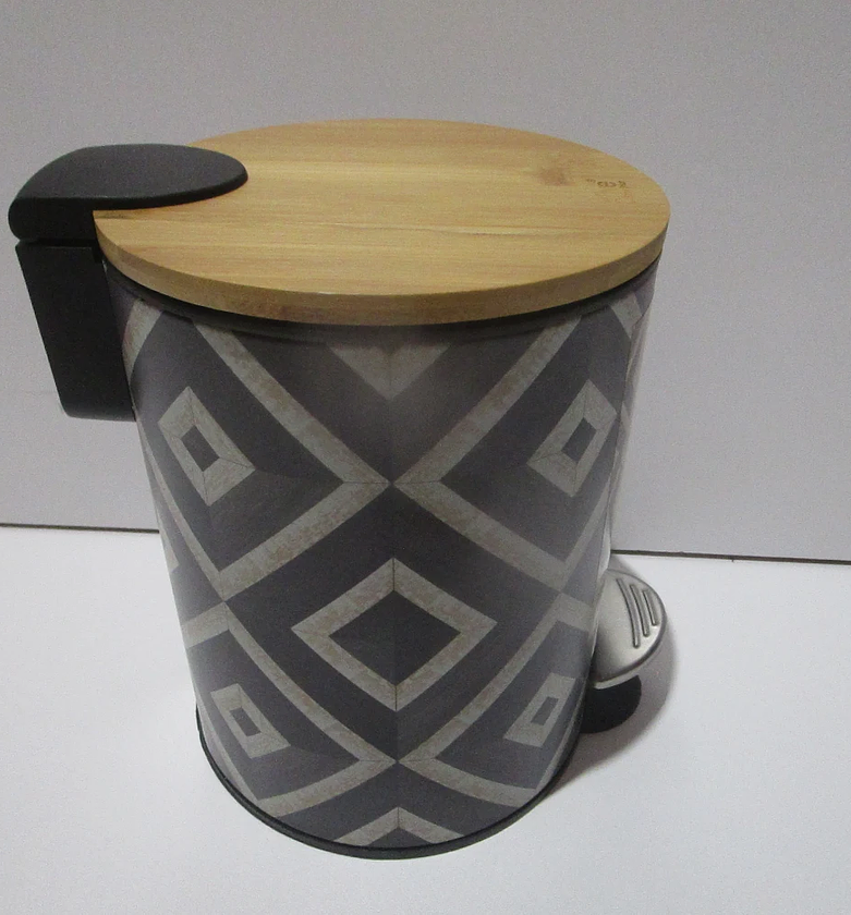 Canvas 3L Soft-Close Dustbin image