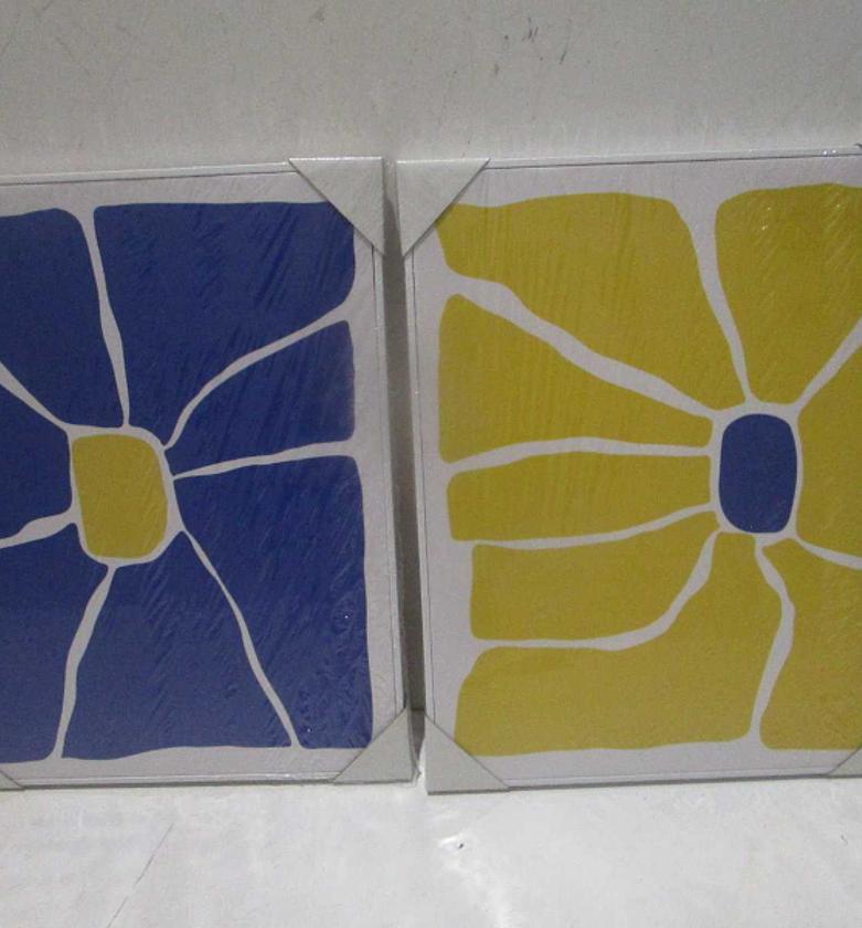 Canvas printed 2 assorted image