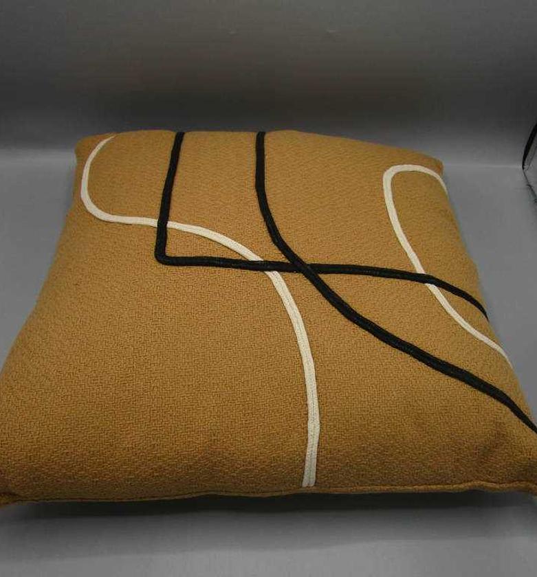 CUSHION 45X45 CM 400GRS F image