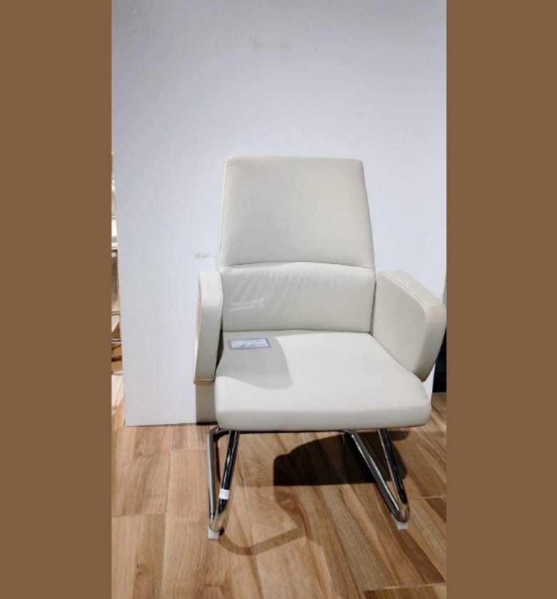 Visitor chair beige-dabaisha05 pu image