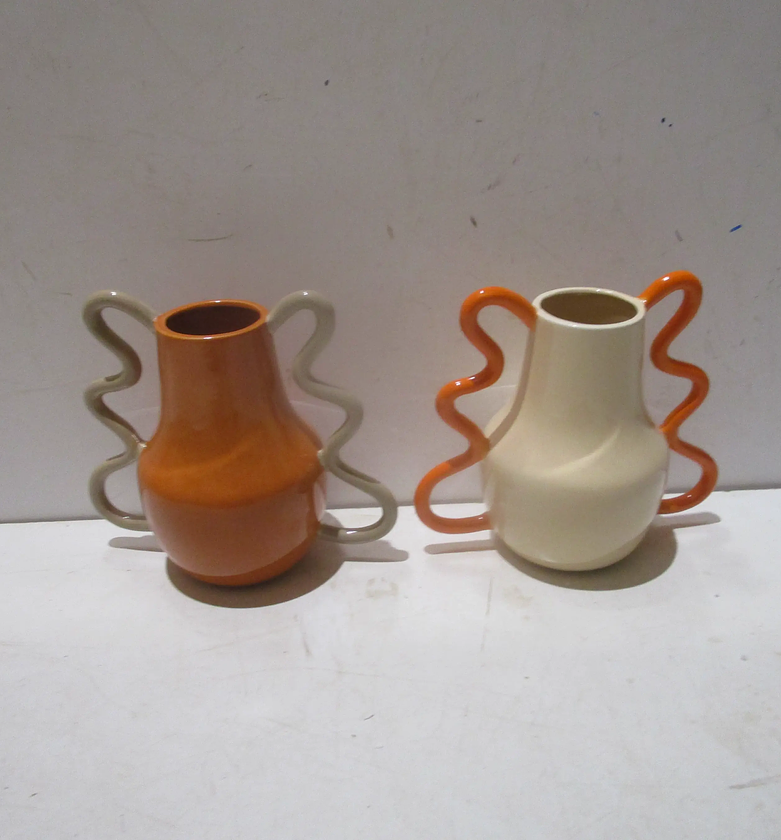 Vase, hand made handle, ceramic, image