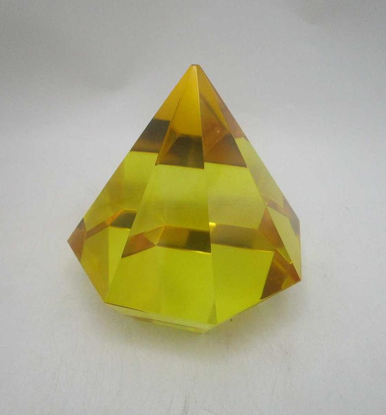 Diamond crystal #ref:lj09-133-644 11x1/1# image