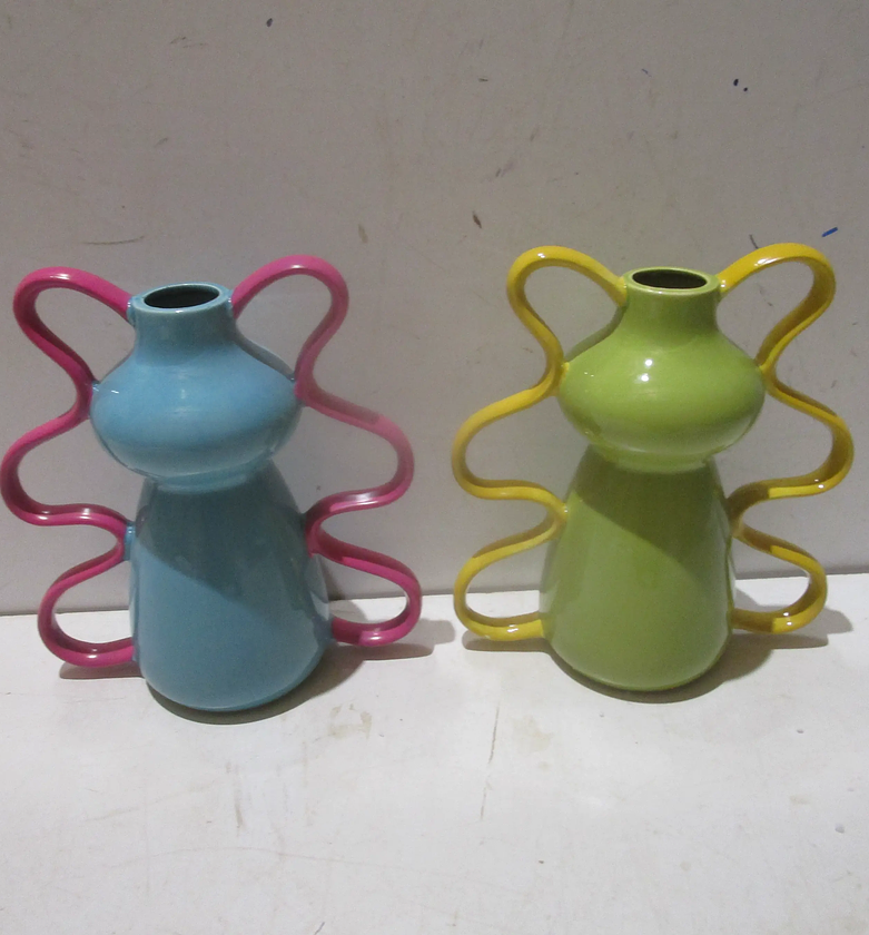 Vase, hand made handle, ceramic, image