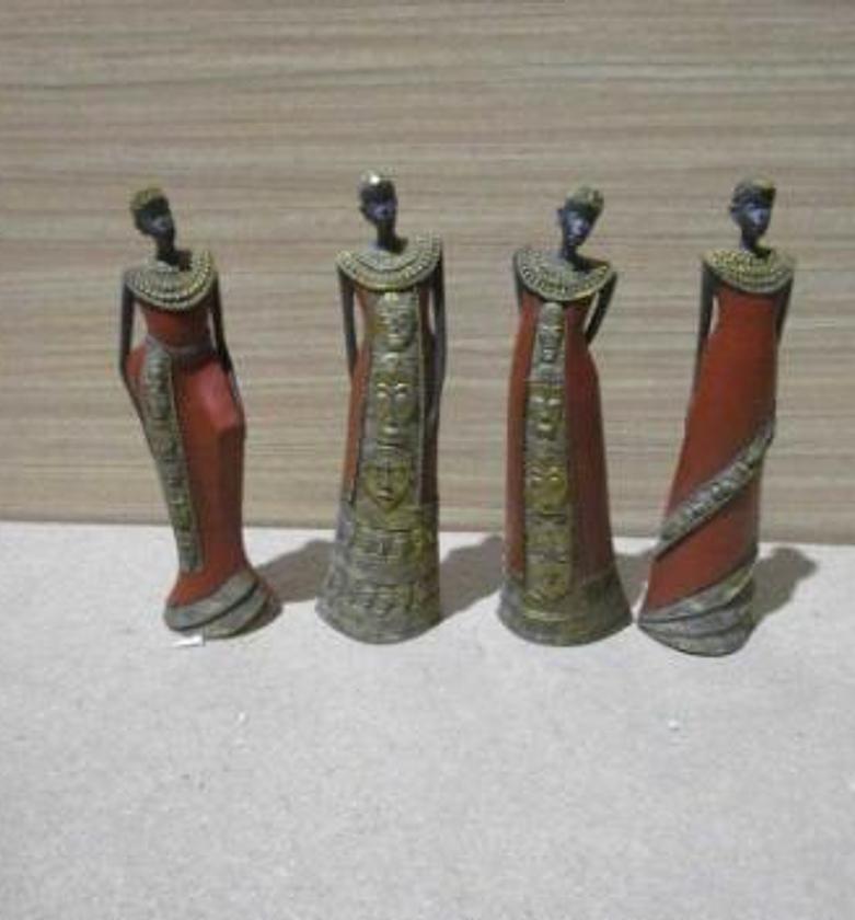 Statue 
2 modele assorti  image