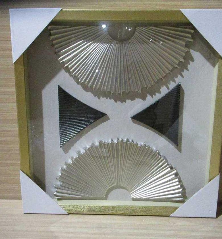 Frame 
gold 70*70 #ref:20 image