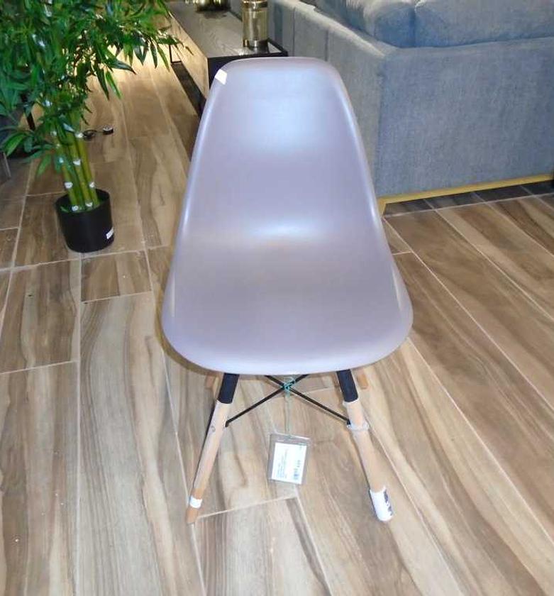 Indoor PP Chair – Taupe with Beech Wood Legs image