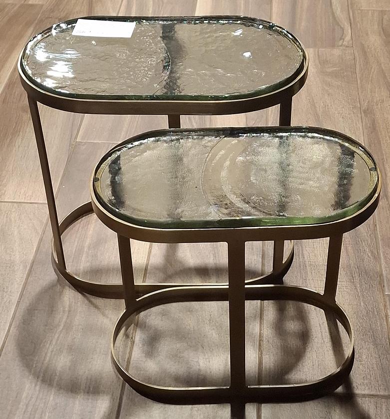 Set of 2 end table image