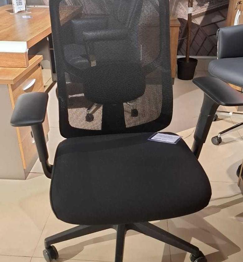 Chair swivel mechanism: 3 image