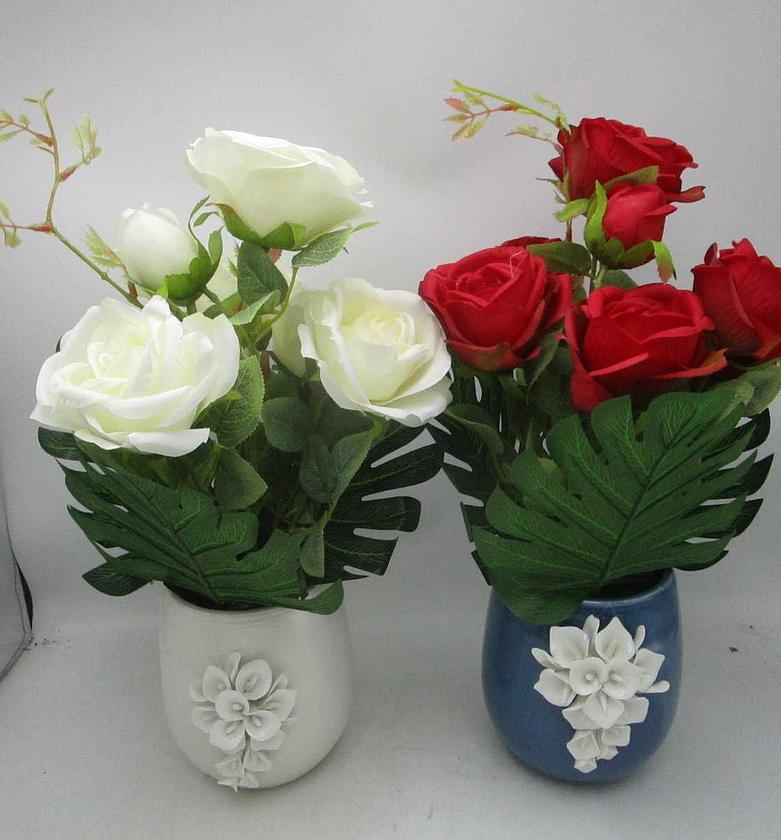 Artificial plante white red image