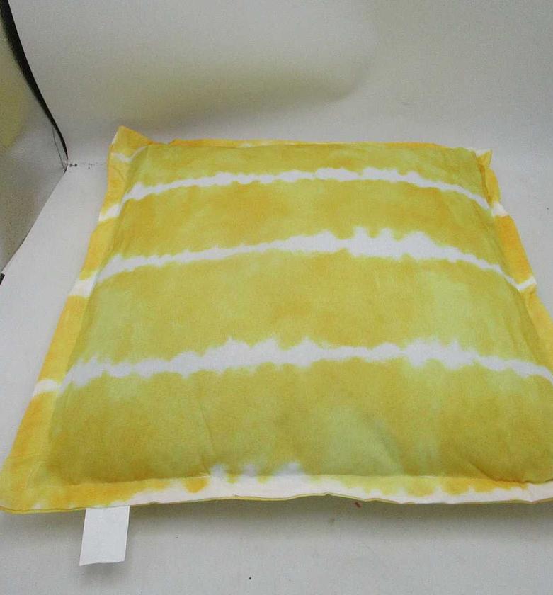 Cushion #ref:23fo069 yellow strip image