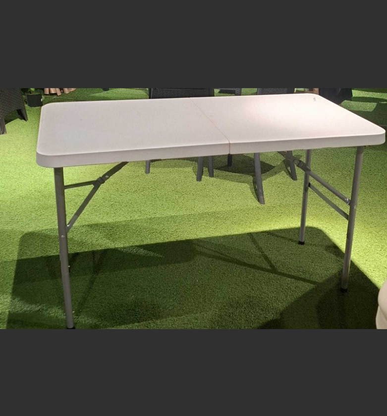 Table hdpe fold-in-half panel image