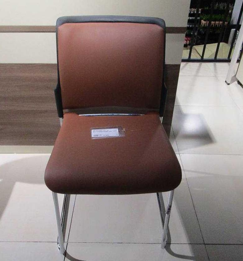 VISITOR CHAIR
PVC+CHROMEC image