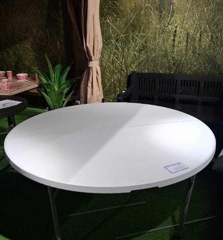 Table hdpe round fold-in-half image
