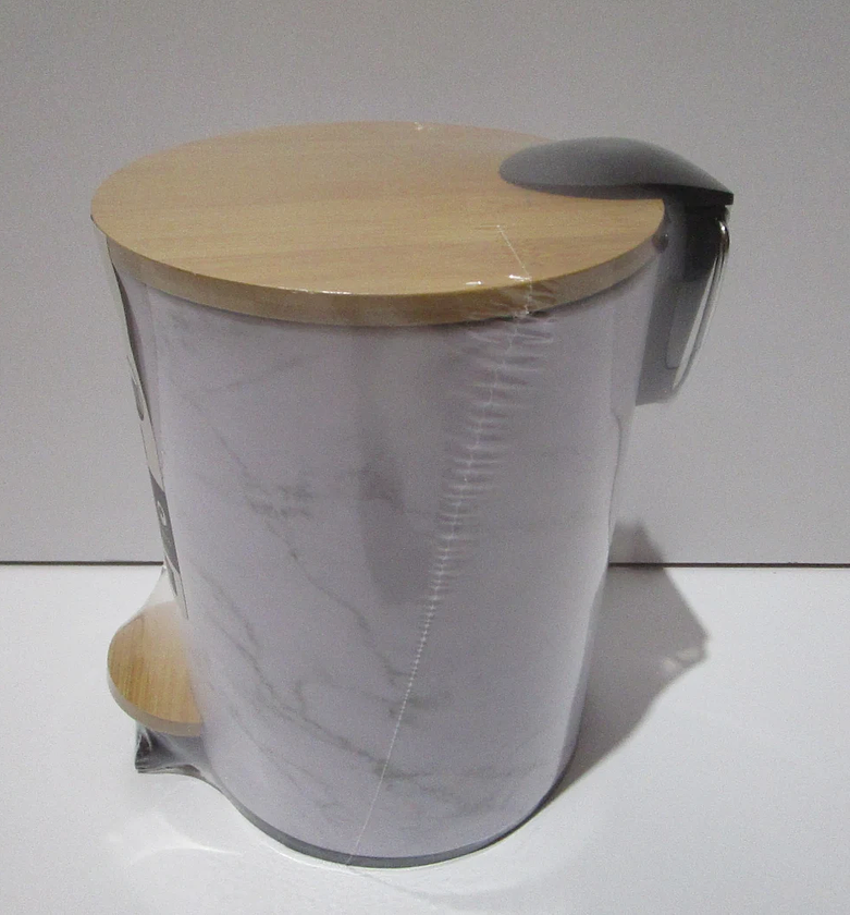 SoftClean 3L White Soft-Close Dustbin image