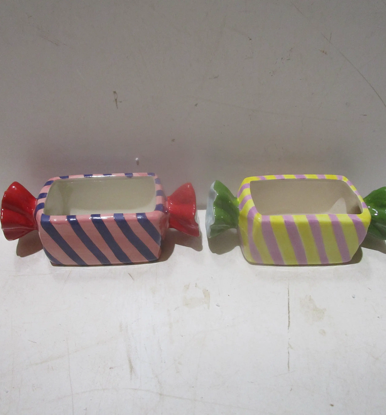 Vase ceramic, two colors in image