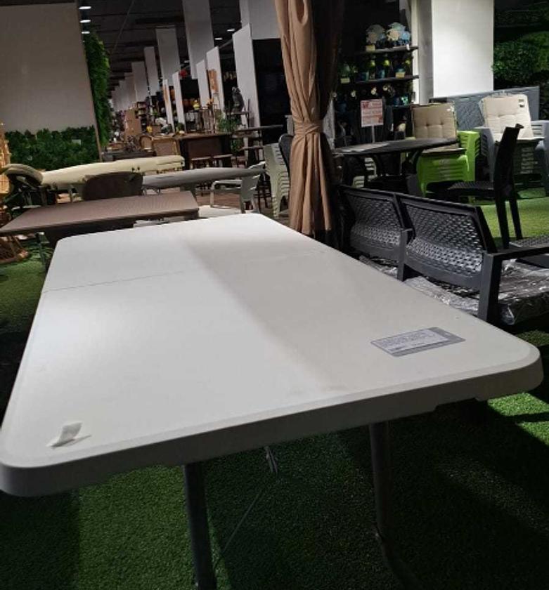 Table hdpe fold-in-half panel image