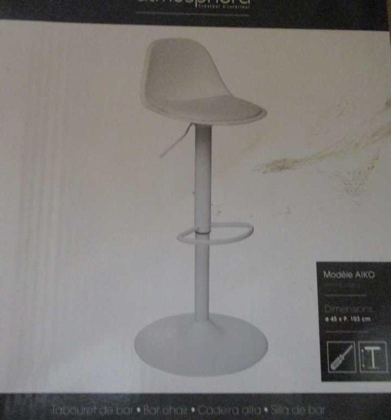 Bar chair aiko wht adj image