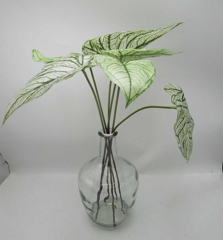 Artificial leaves in glas image