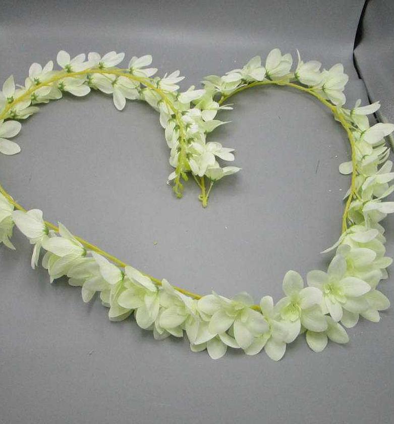 HOSTA FLOWER VINE image