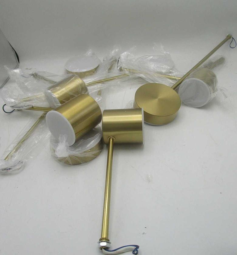 Pending lamp iron +-----  image