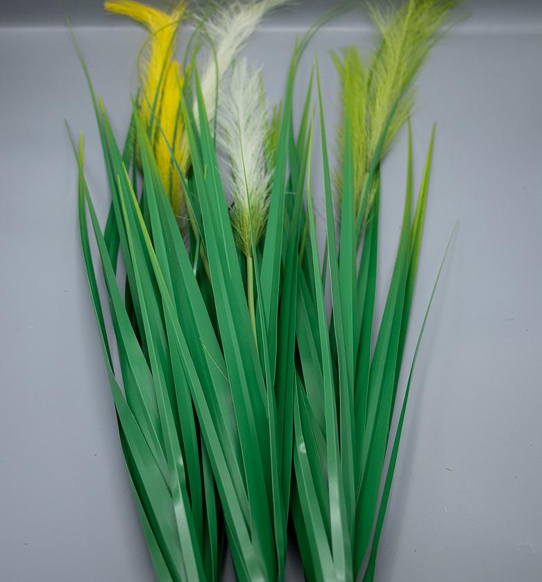 ONION GRASS WITH REED FLO image