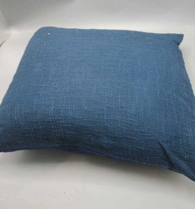 Cushion : front in cotton image
