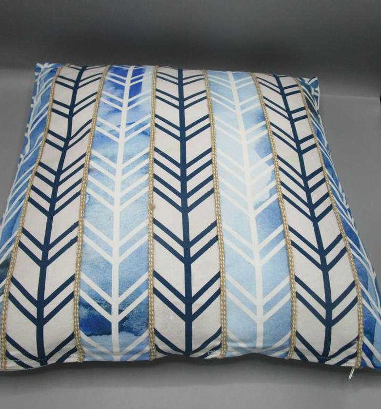 CUSHION 45X45 CM 400GRS F image