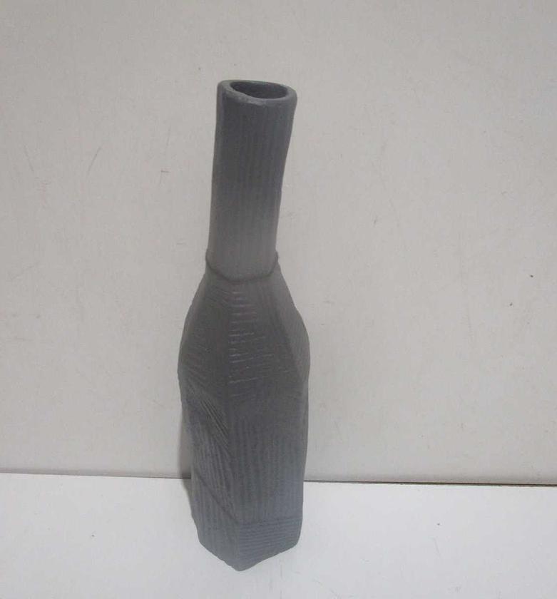 Bottle aluminium plain rough image