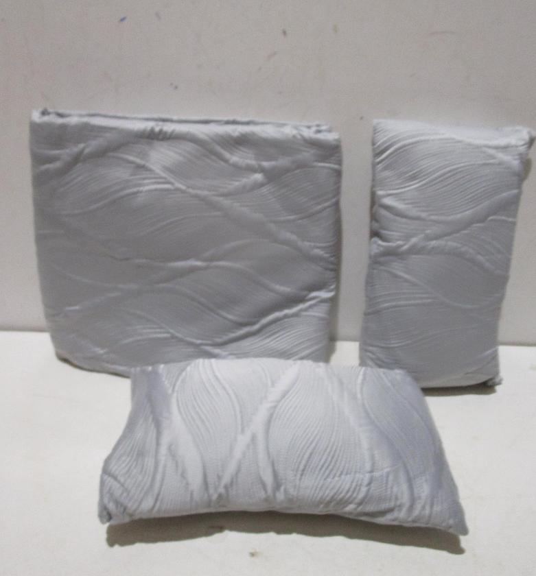 Quilt silver 240x260+2x50x70cm +2x30x50cm image