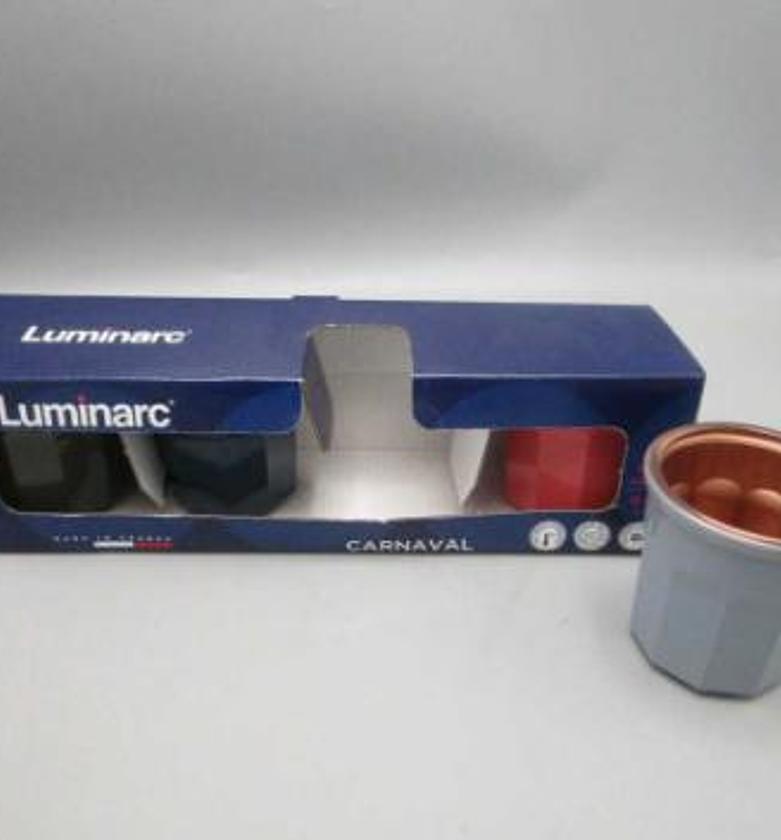 Cup temp carnaval ass of image