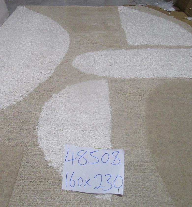 Handtufted wool and textured image