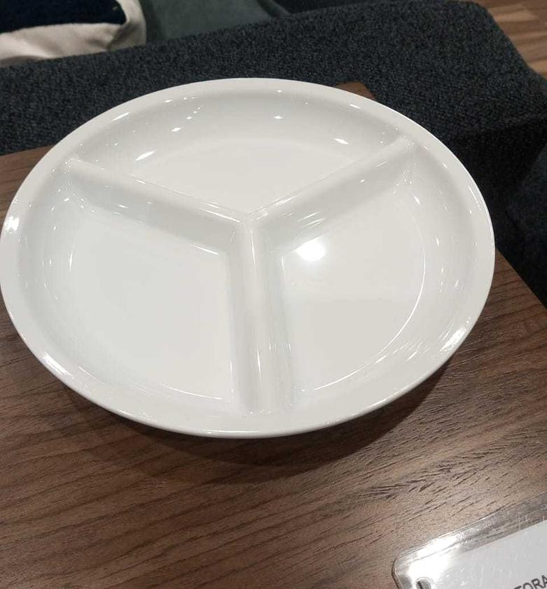 Plate whte seperated 
23  image