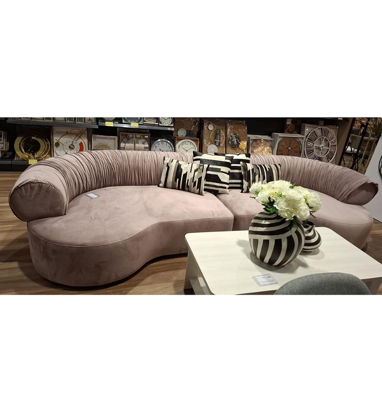 Banana Sofa – Light Pink image