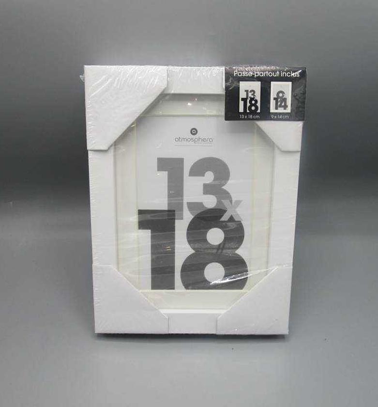 Photo frame white 13x18 eva image