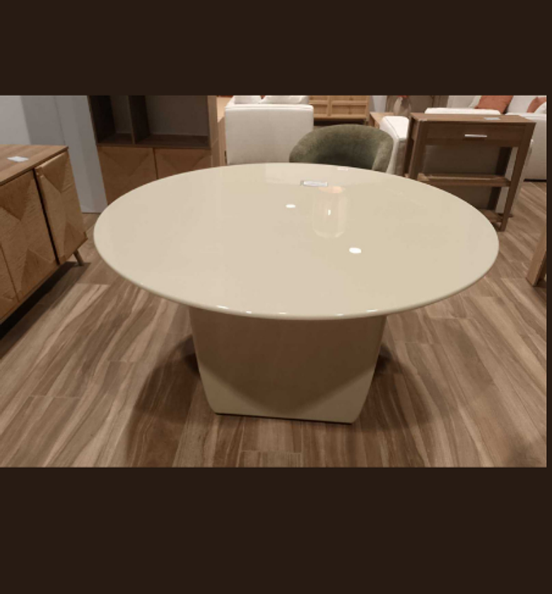 Dinningtable shining pale khaki image