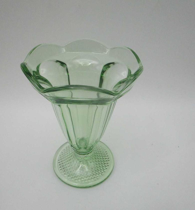 Ice cream cup machine made image