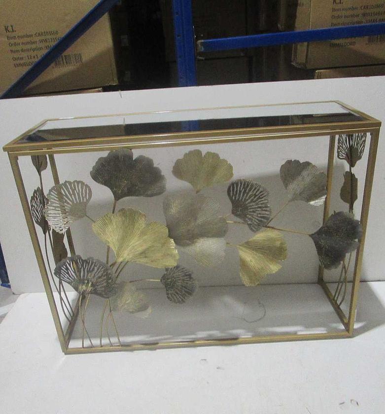 Console metal w top mirror image