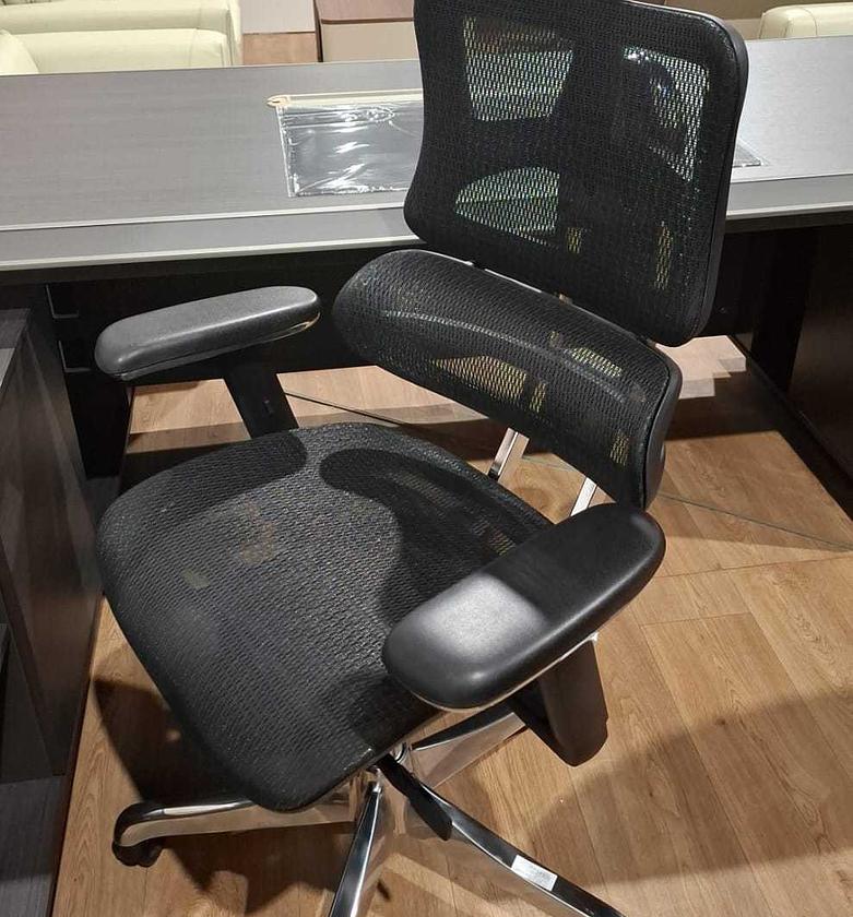 Aeronix TO-07 Ergonomic Full Mesh Office Chair – Silver Aluminum Base, Black image