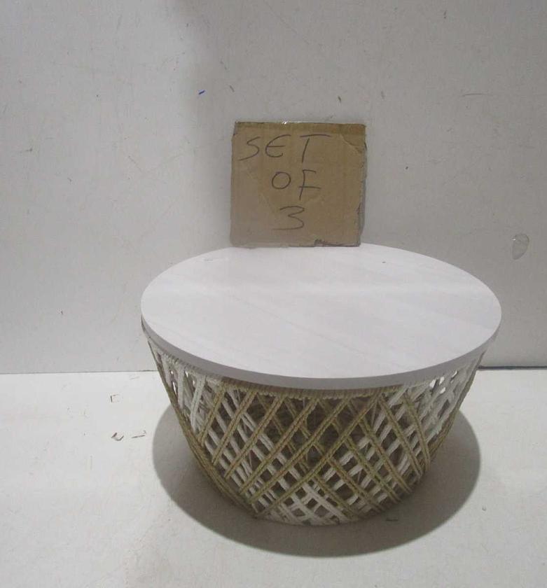 Coffee tables set of 3 image