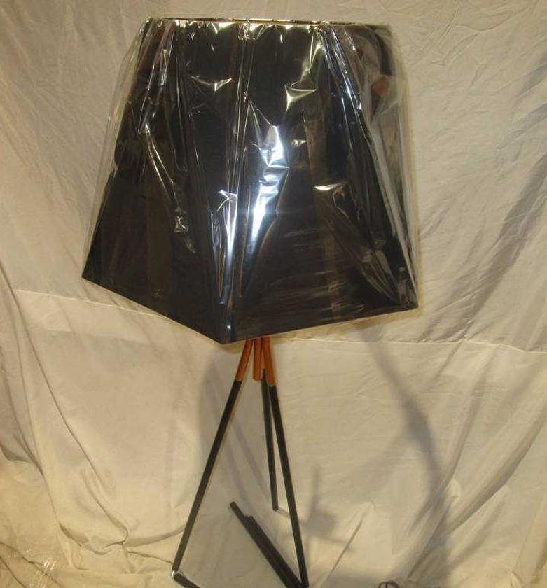 Floor lamp
  #ref:lm217b  image
