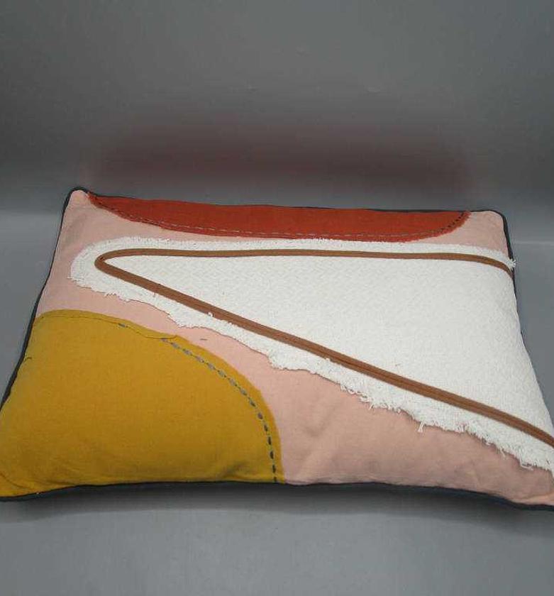CUSHION 30X45 CM 260GRS F image