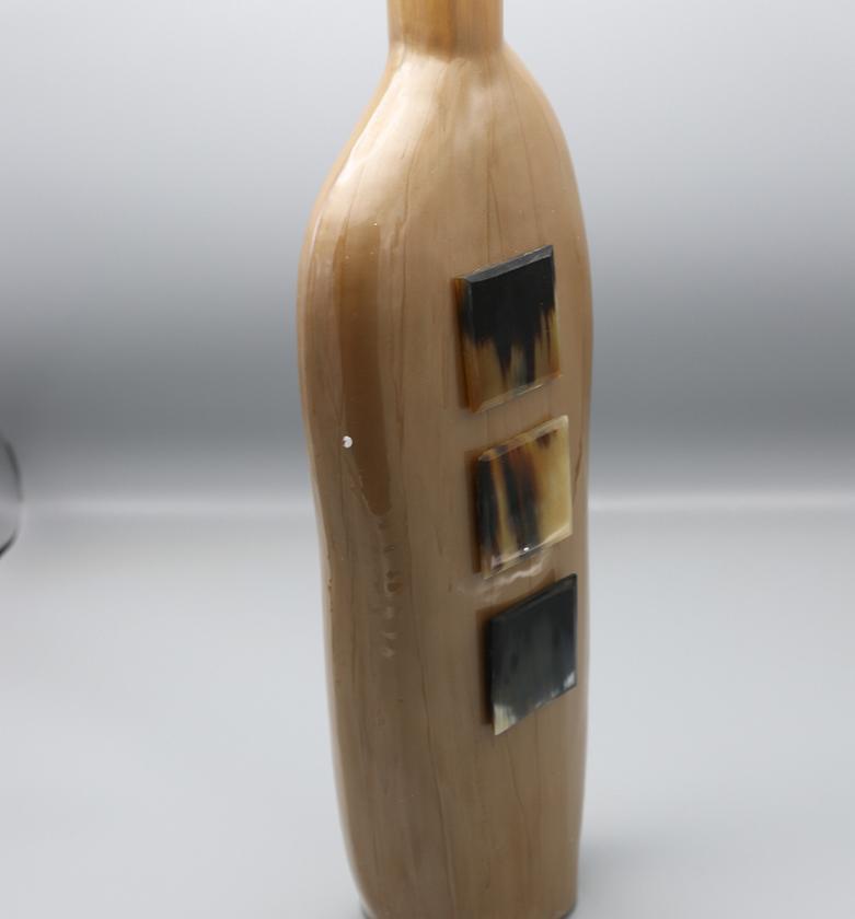 BIG VASE WITH SQUARE PEAL image