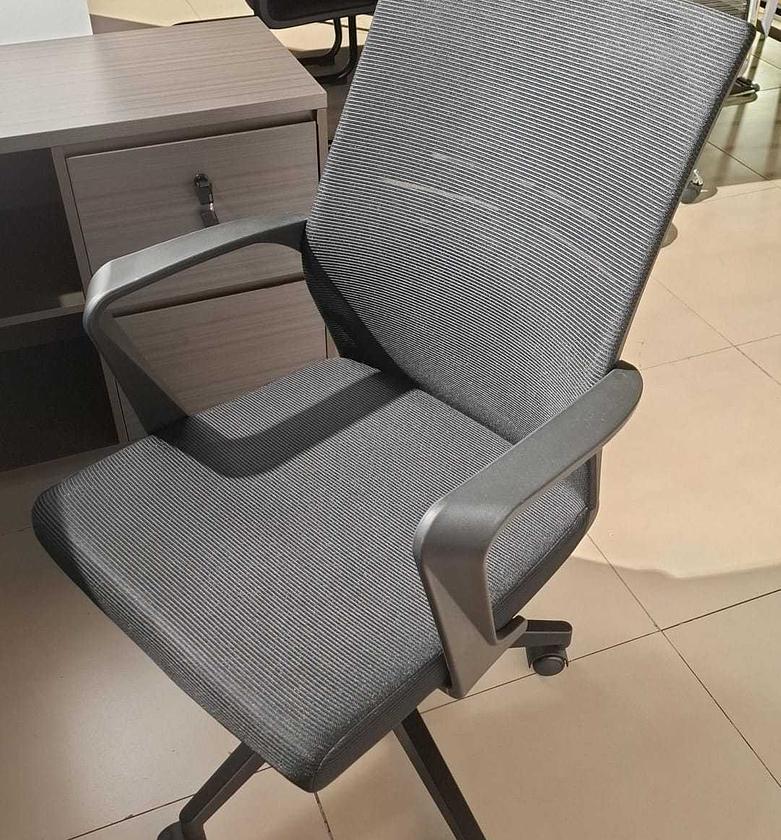 FlexStream Pro Mesh Swivel Chair image