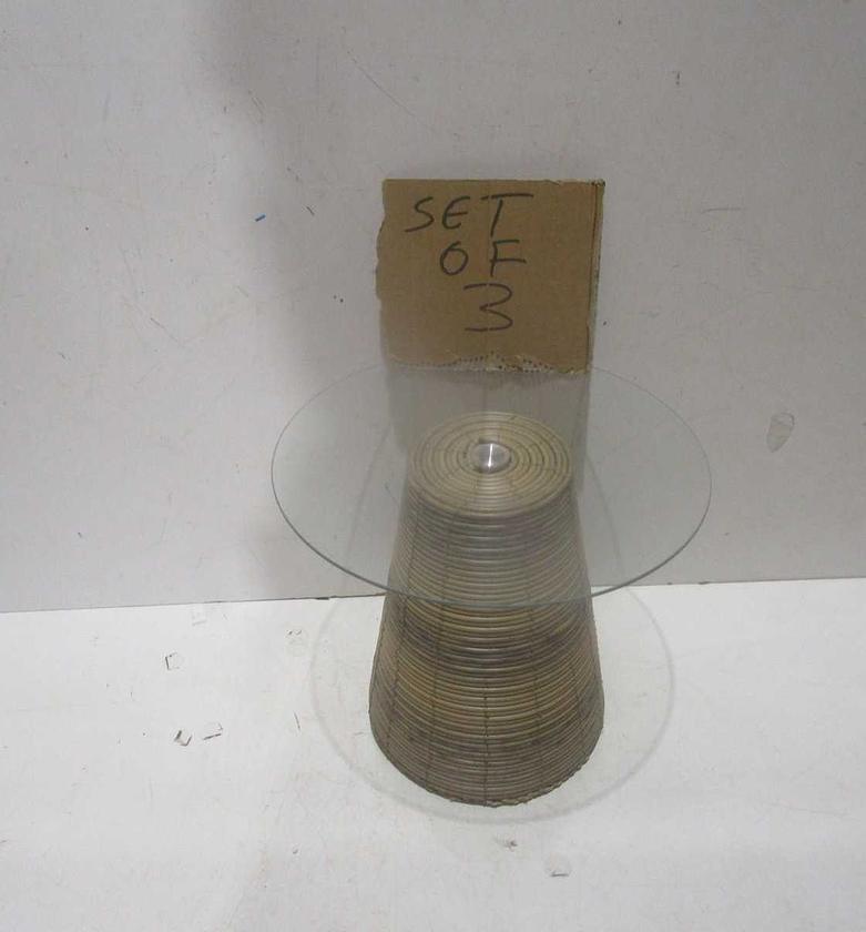 Coffee tables set of 3 image