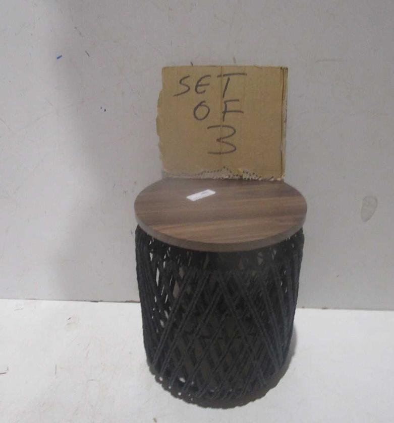 Coffee tables set of 3 image