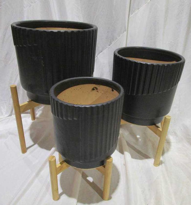 SET 8.5 PLANTER  + 9.5" P image